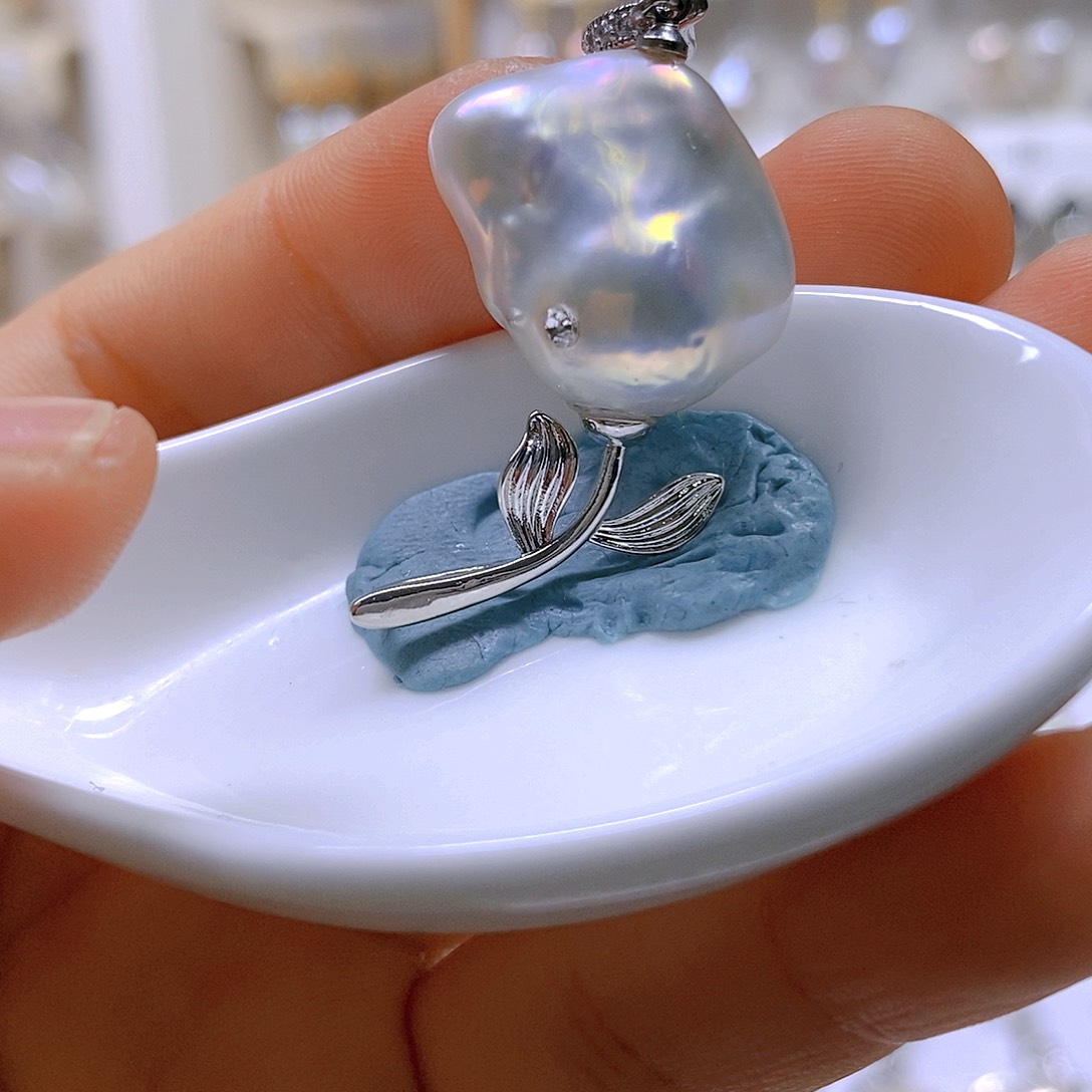 淡水珍珠合金颈饰