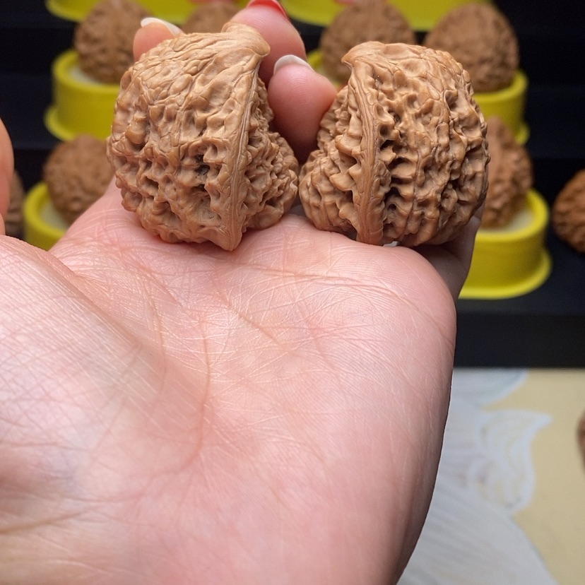 【闪购商品】文玩核桃吊坠蛇头