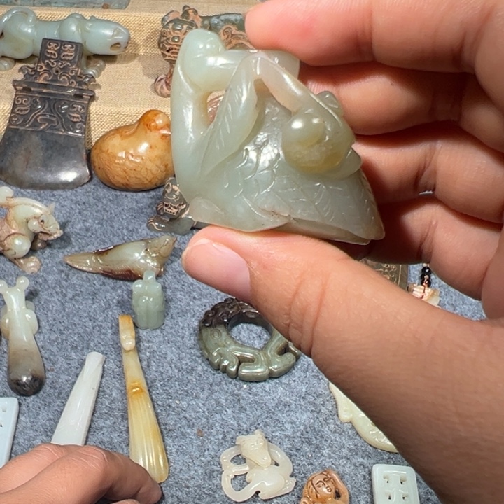 未镶嵌和田玉挂件