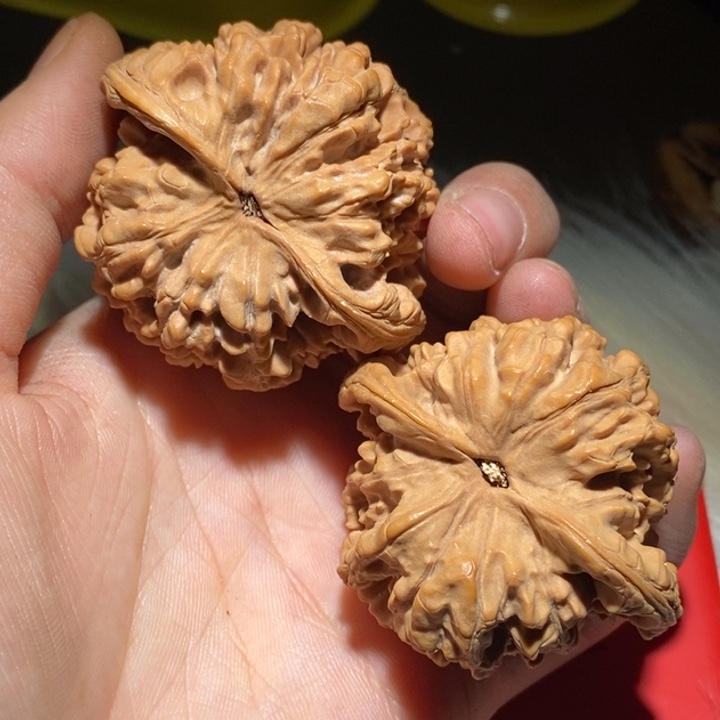 神***明吊坠文玩核桃我是一位有才华