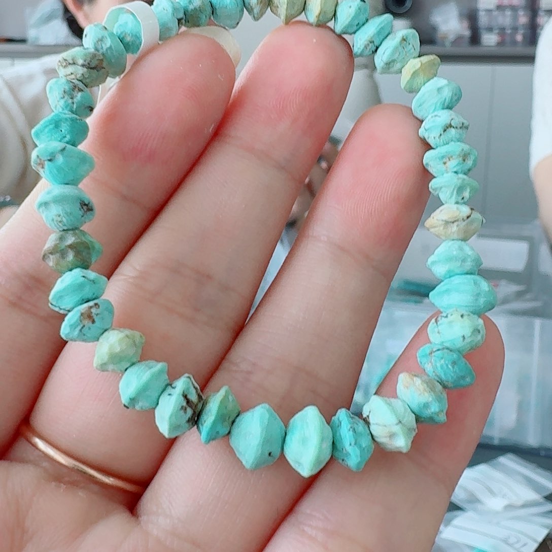 未镶嵌绿松石珠宝奇石