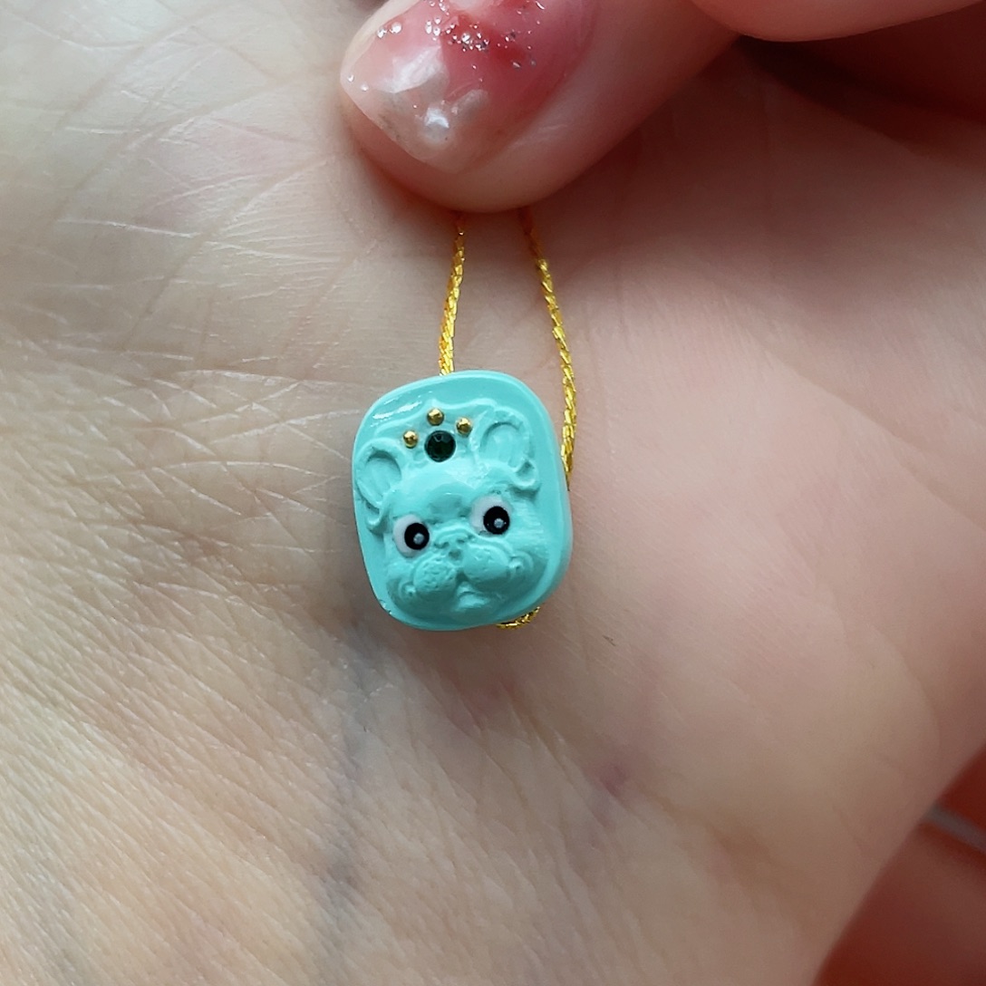 绿松石颈饰未镶嵌