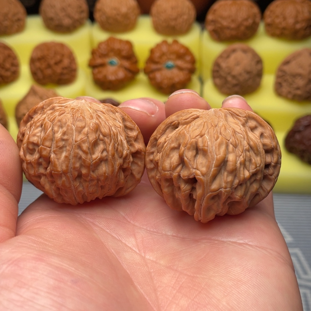 O***h文玩核桃把件43全品磨盘编号705