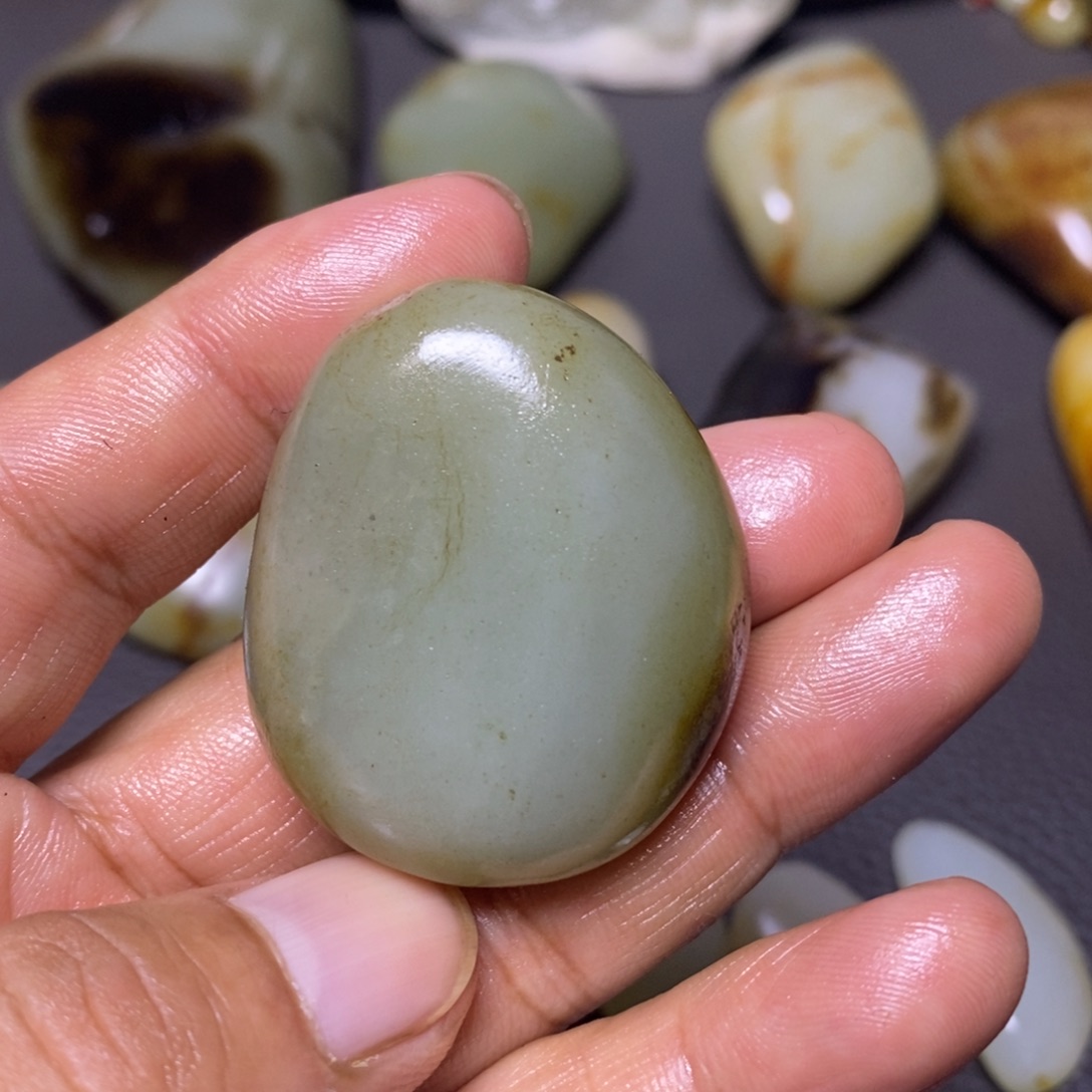 和田玉（糖玉）未镶嵌挂件