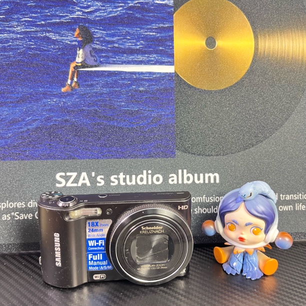 8新  三星 WB150F 1400万像素 出片冷白 机身轻微裂口成色如图 