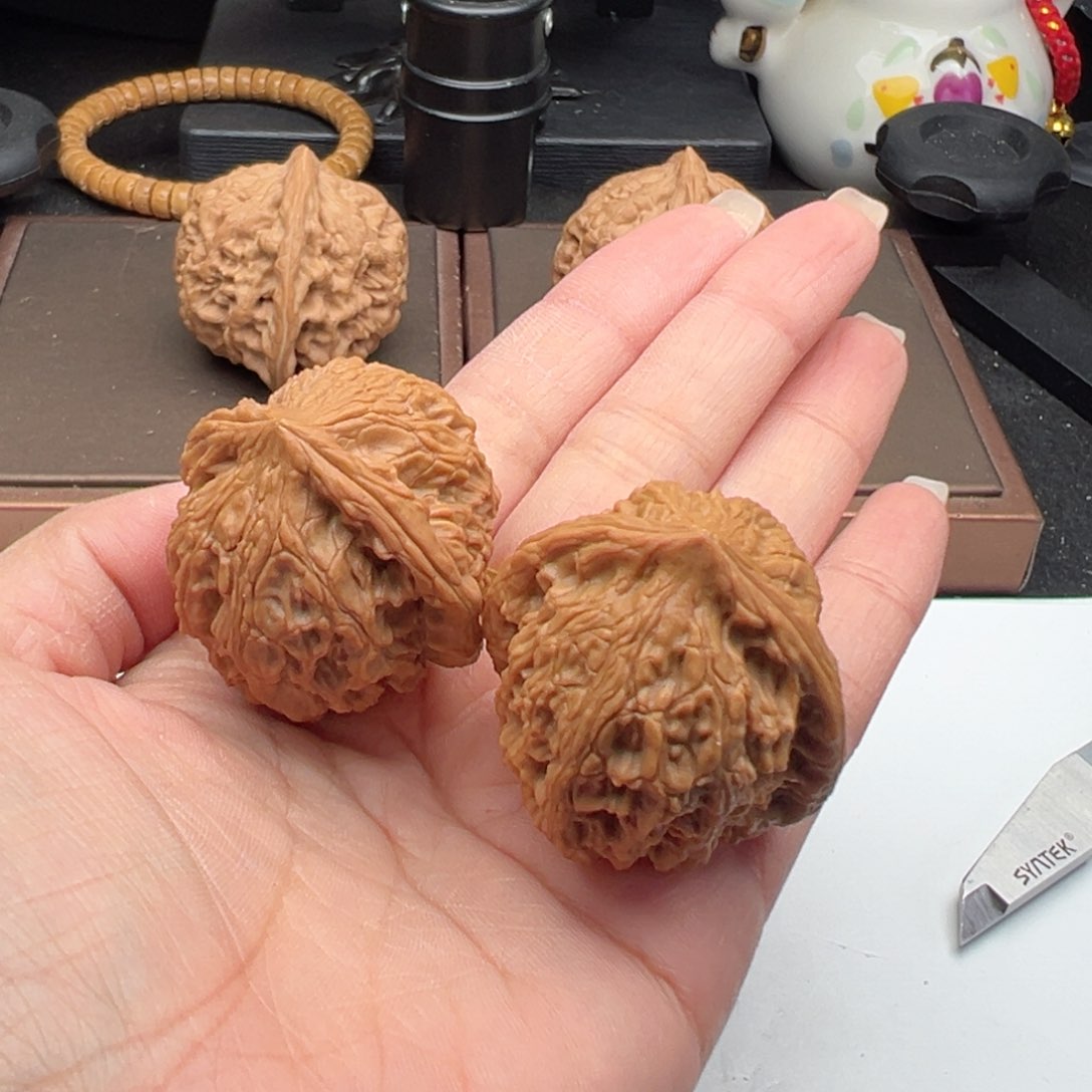 文玩核桃把件金牛39