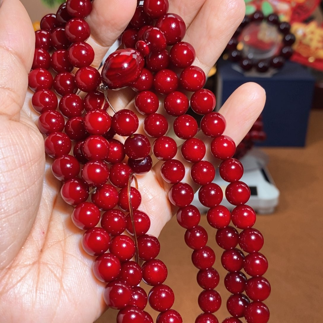 贝壳杉帝王血龙木0.8千年玉化