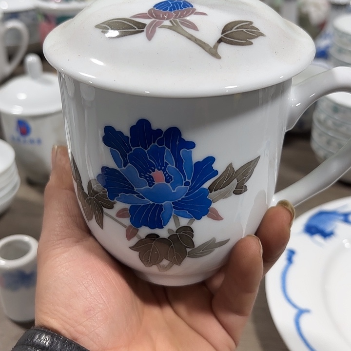 陶何*杯子，杯子，杯子，杯子