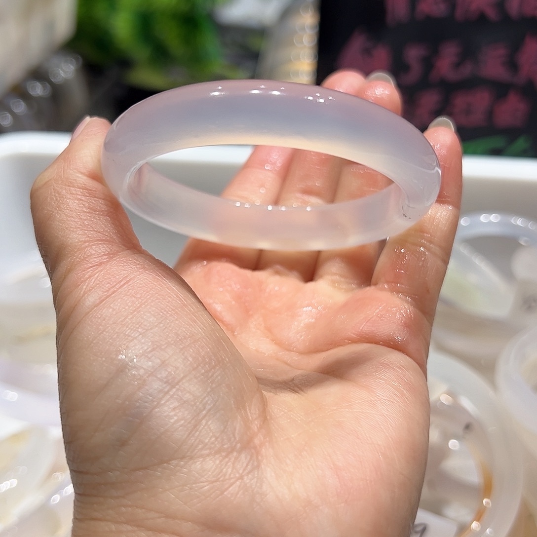 玛瑙/玉髓未镶嵌手镯