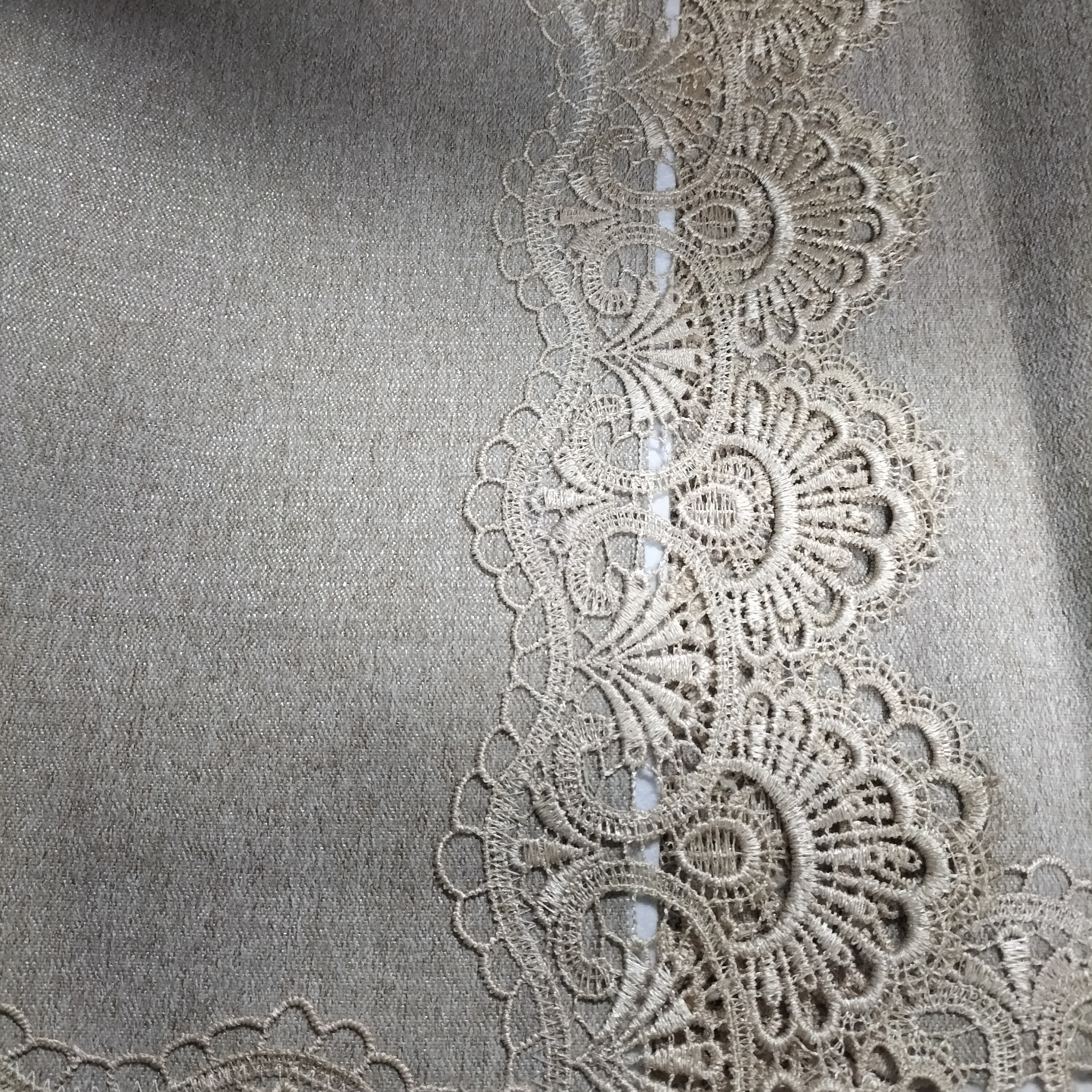 孤1342 浅卡色蕾丝桌布85cm