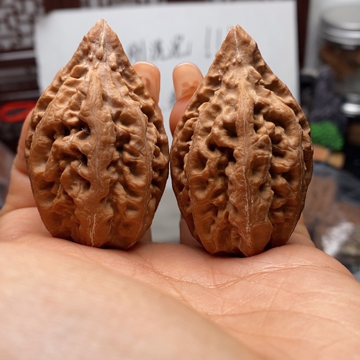 文玩核桃把件核桃77瑕疵磕碰