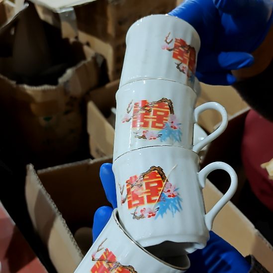 摆件陶瓷盘子碗啥都有