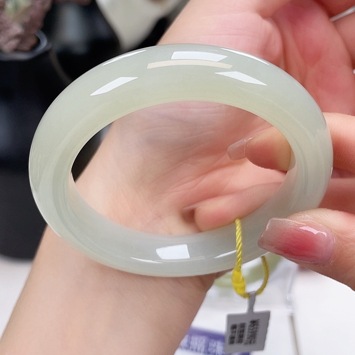 和田玉手镯5455未镶嵌