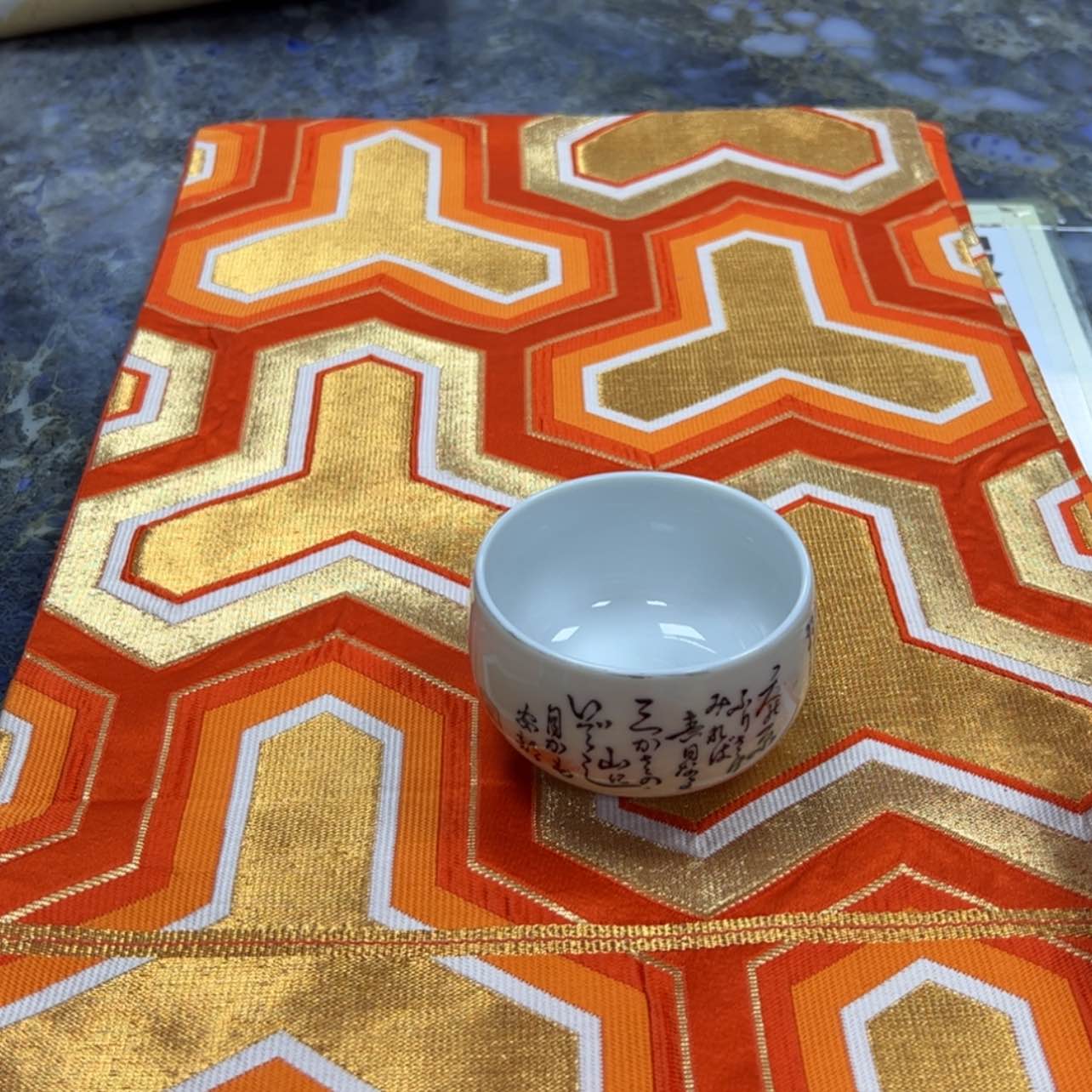 【闪购商品】于*群陶瓷马克杯带盖勺