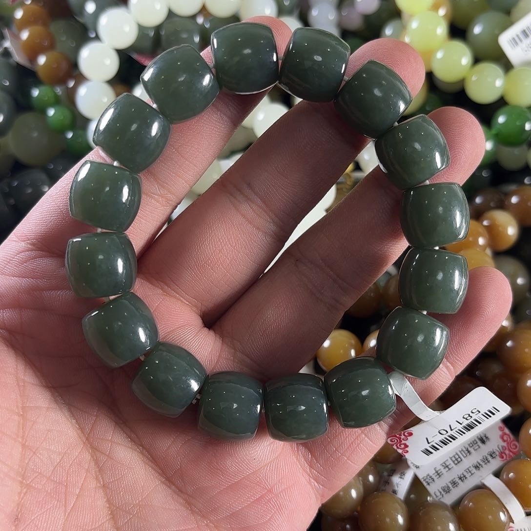 和田玉手链未镶嵌W473