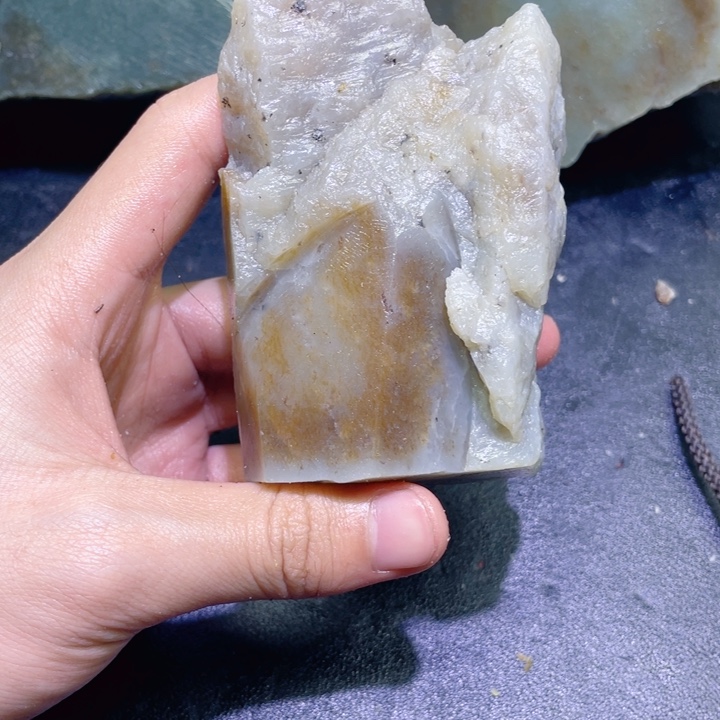 和田玉（糖玉）未镶嵌珠宝半成品