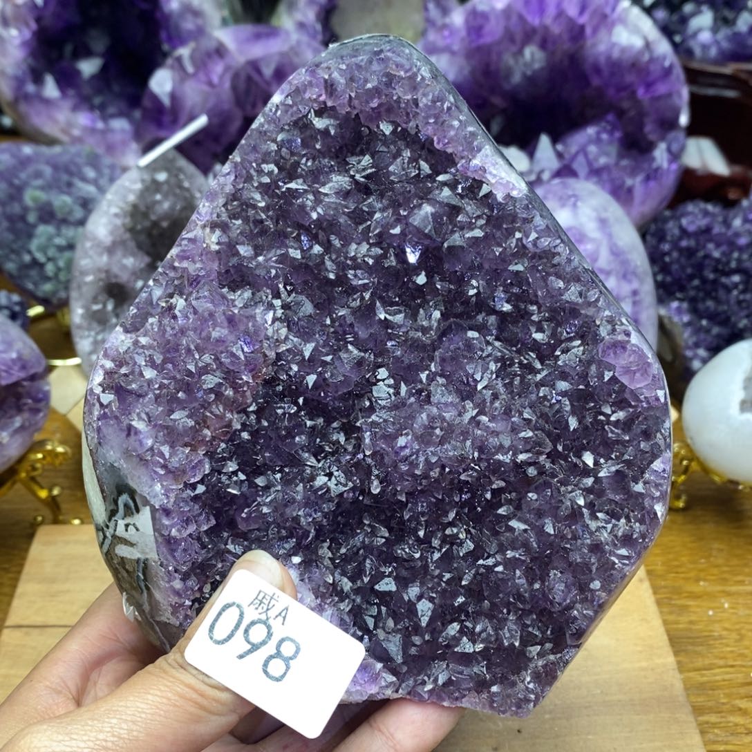 水晶大型摆件（非配饰）未镶嵌