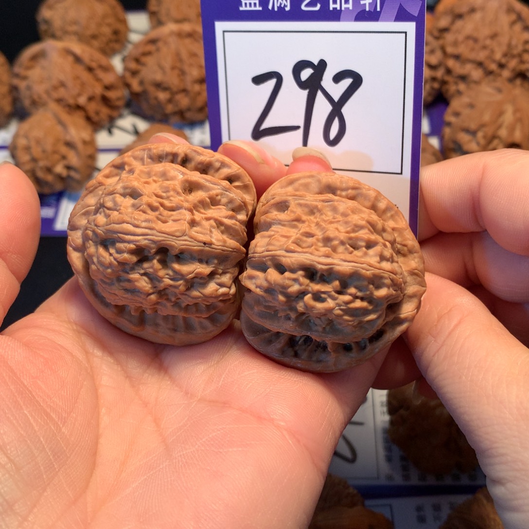 美***来文玩核桃把件298白狮子4.2