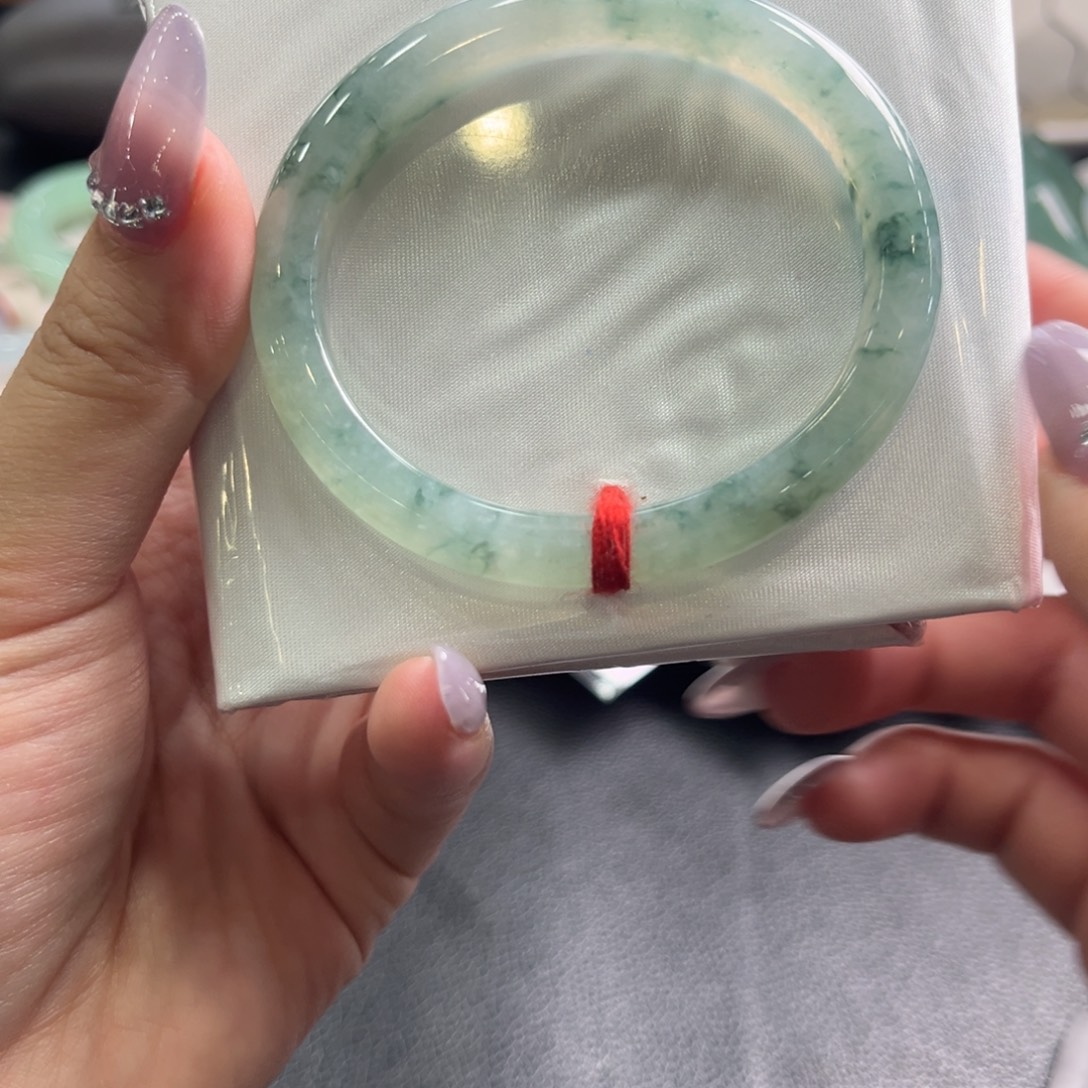 翡翠未镶嵌手镯53.5贵妃力推