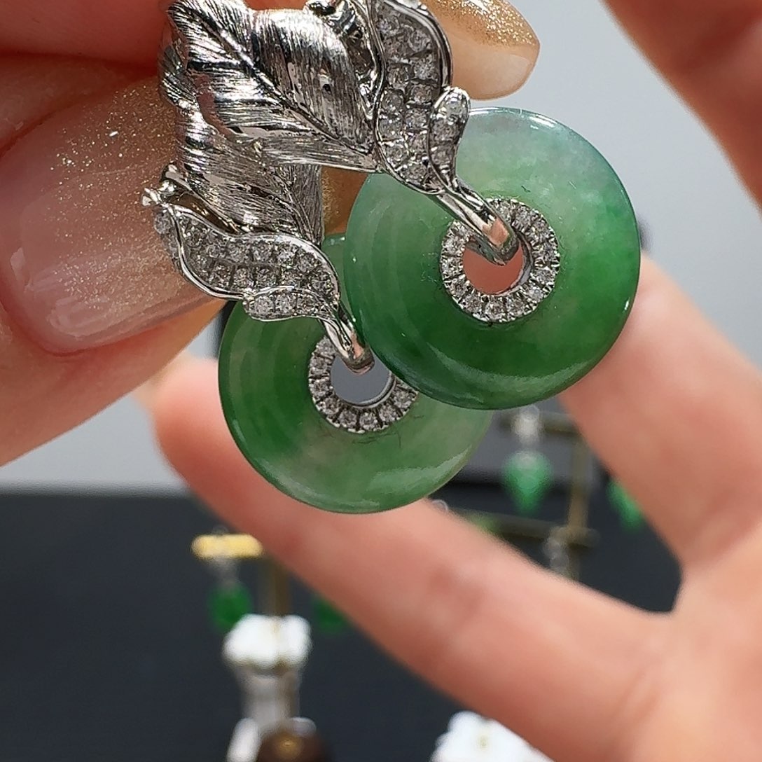 翡翠耳饰18K金镶嵌耳饰