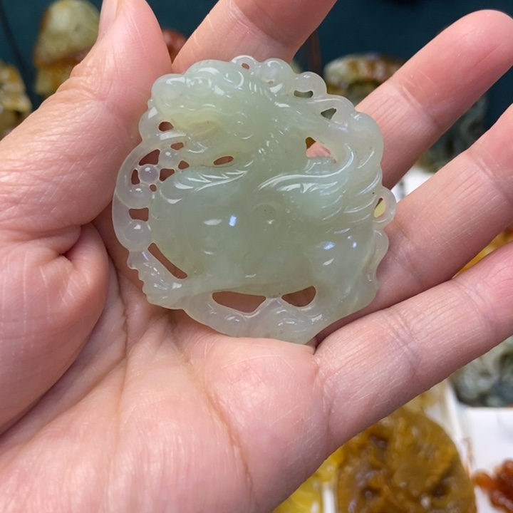 蛇纹石玉合金颈饰