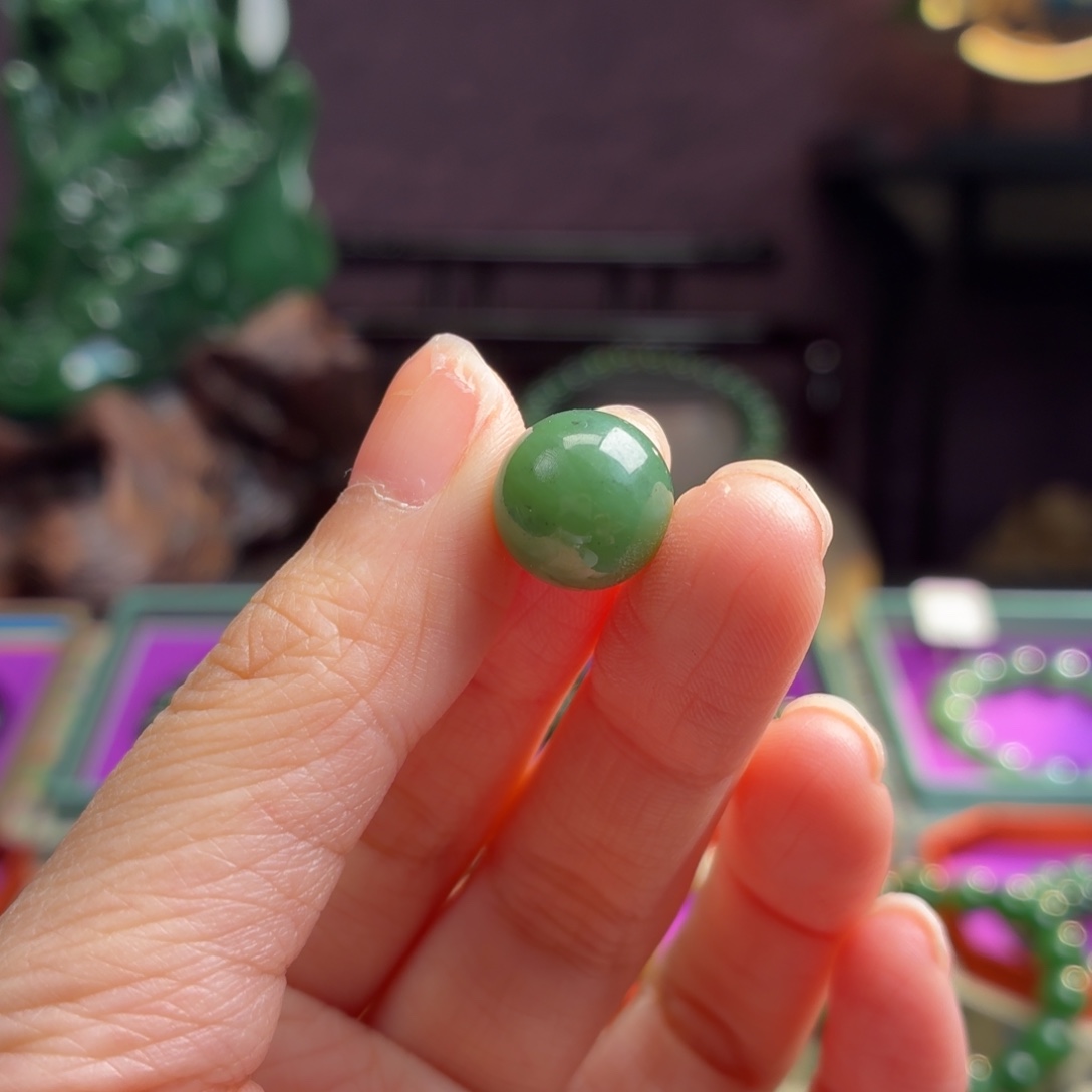 和田玉（碧玉）未镶嵌珠宝半成品