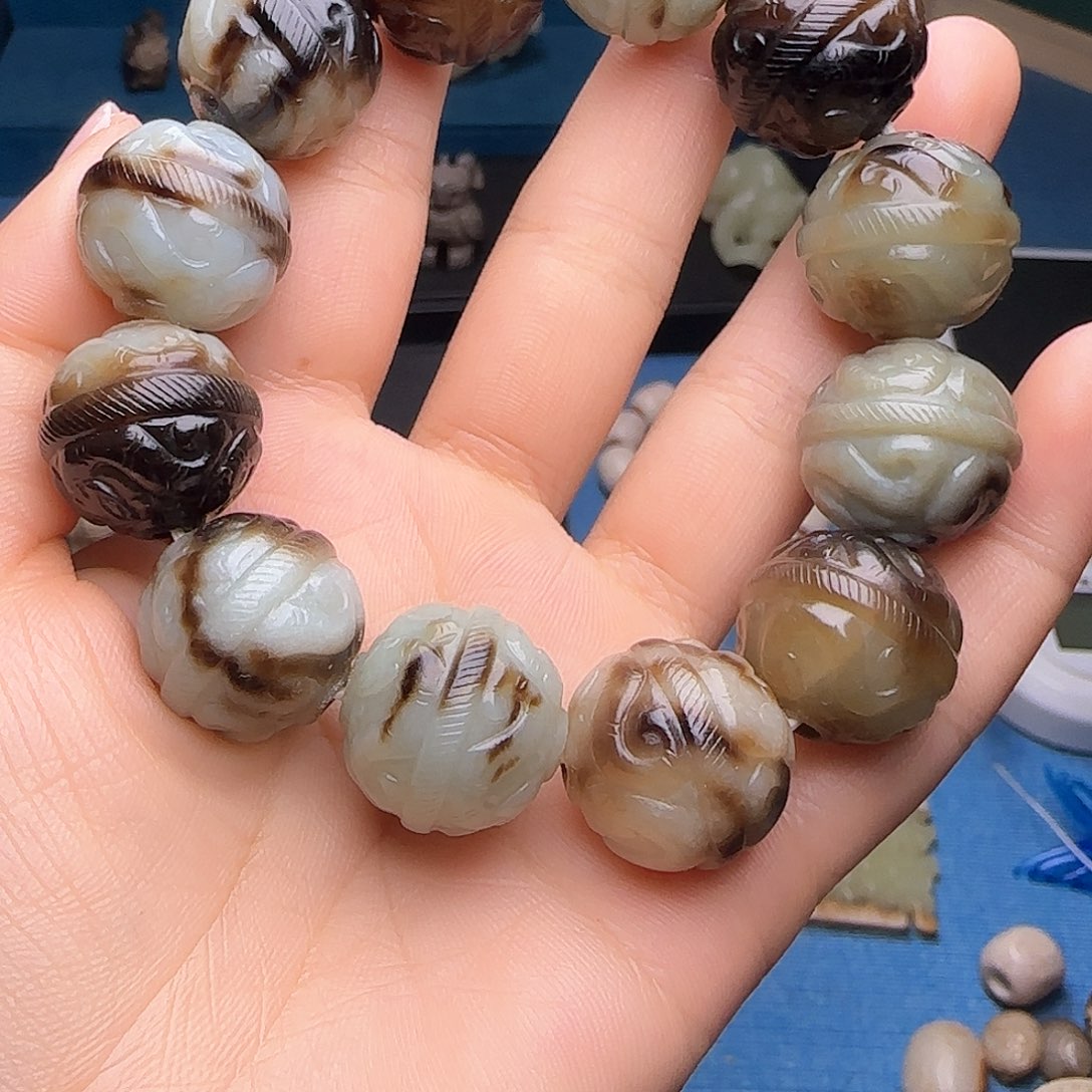 和田玉颈饰未镶嵌用****4