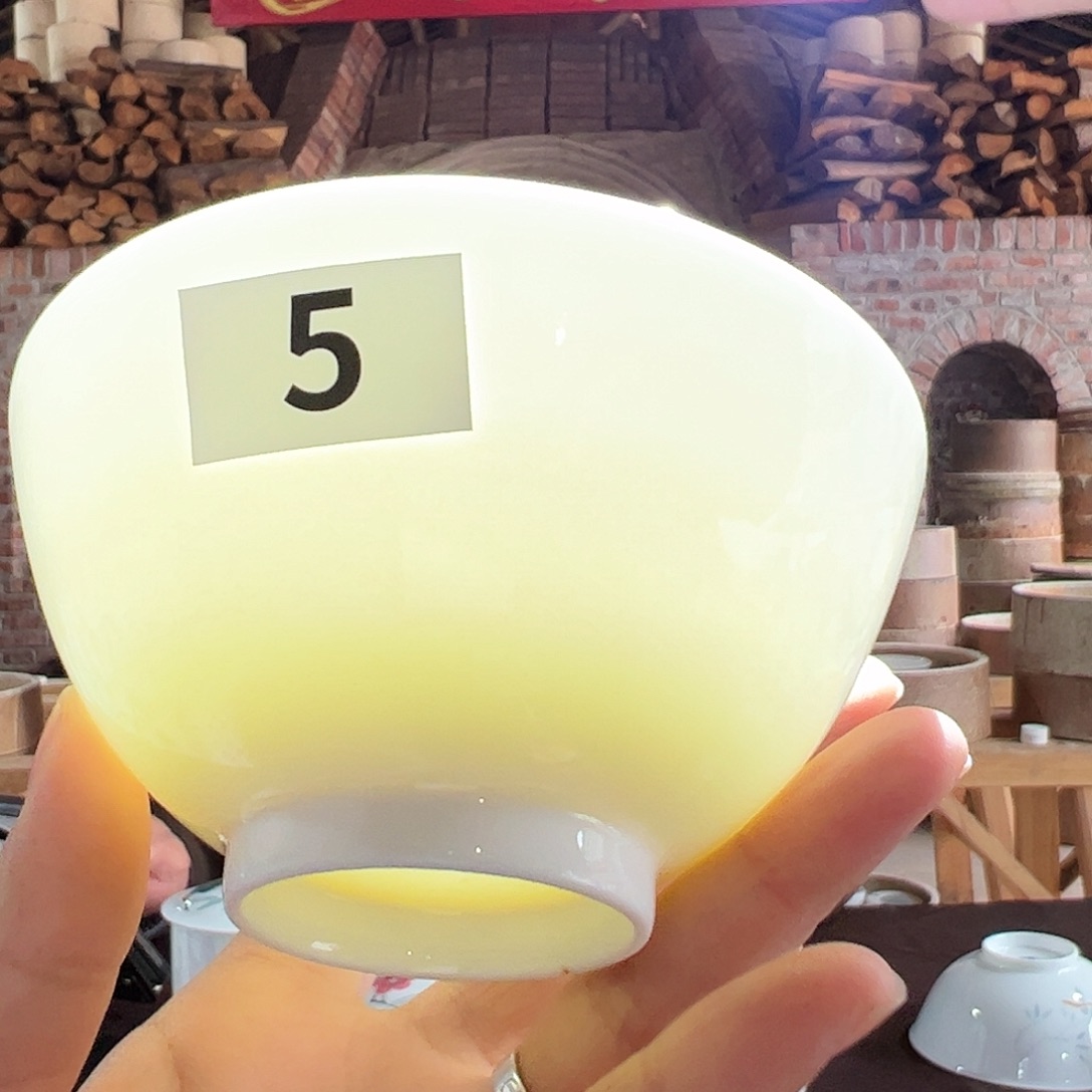 瓷柴窑素胎主人杯，微瑕吸烟