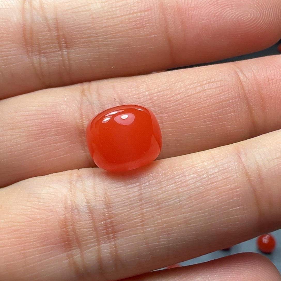 南红玛瑙珠子未镶嵌