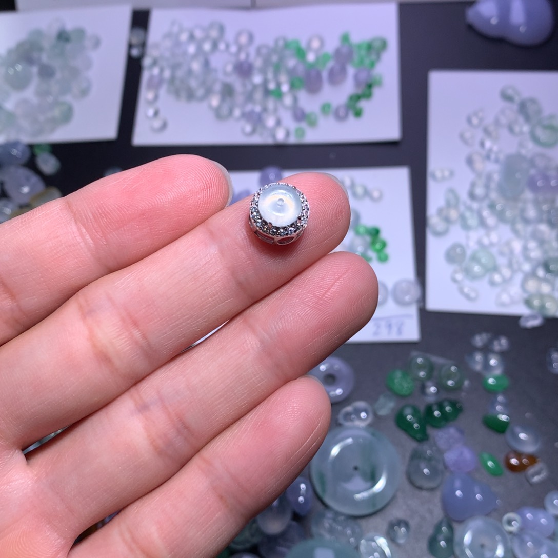 翡翠银S925镶嵌颈饰潘多拉小扣