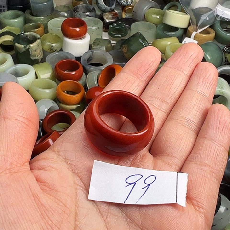 【闪购商品】未镶嵌蛇纹石玉戒指?***生