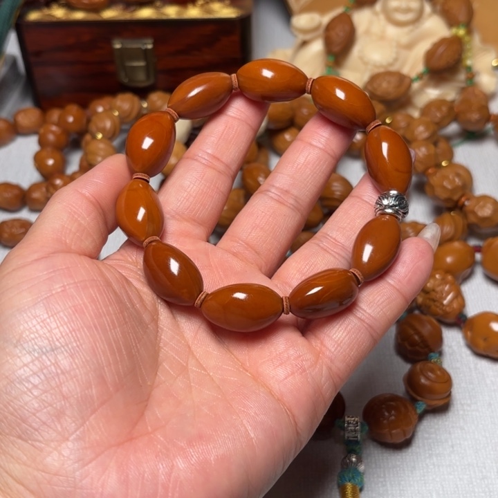 橄榄核手串/手链1.3光珠鸽子蛋