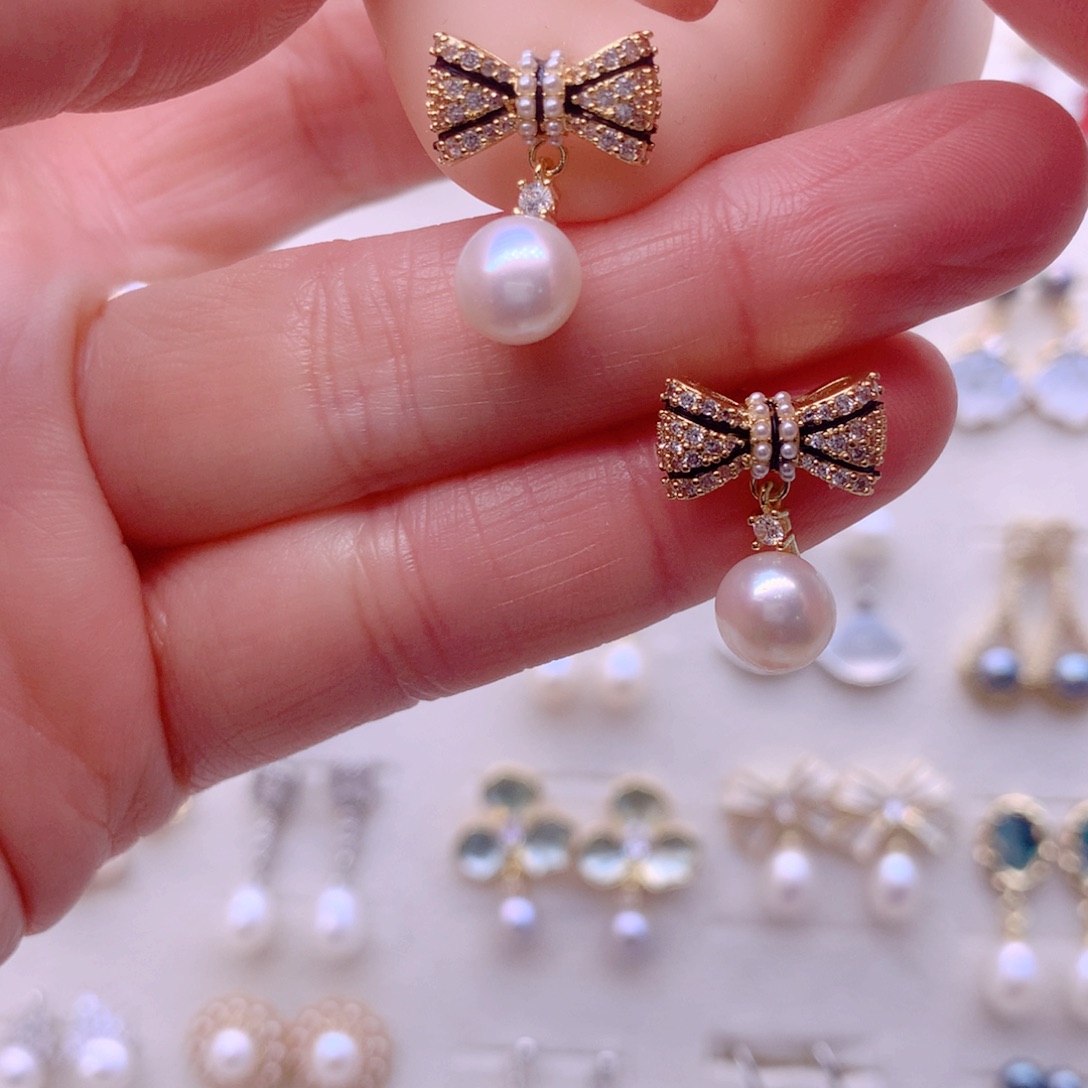 合金耳饰淡水珍珠