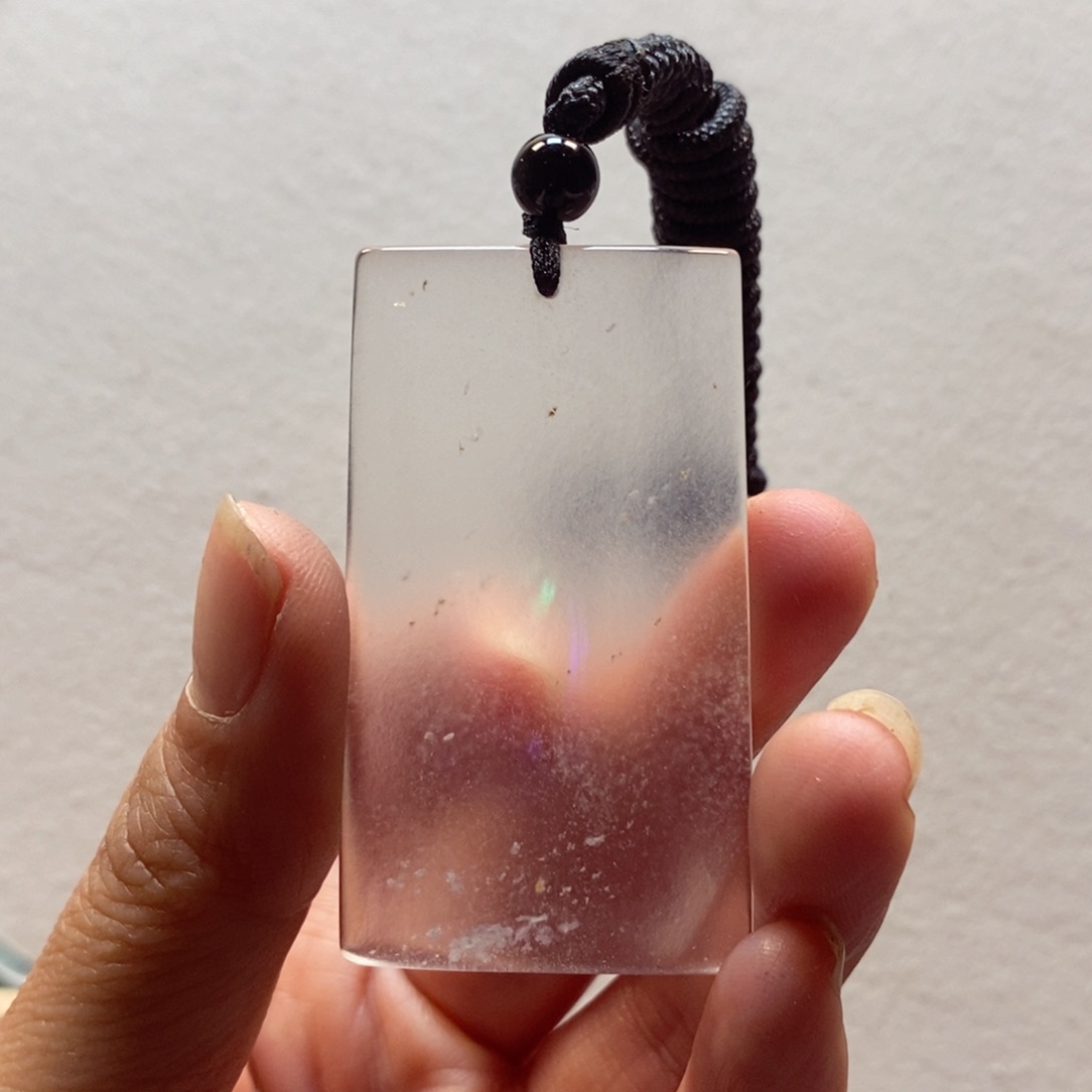 石英质玉颈饰未镶嵌银**事