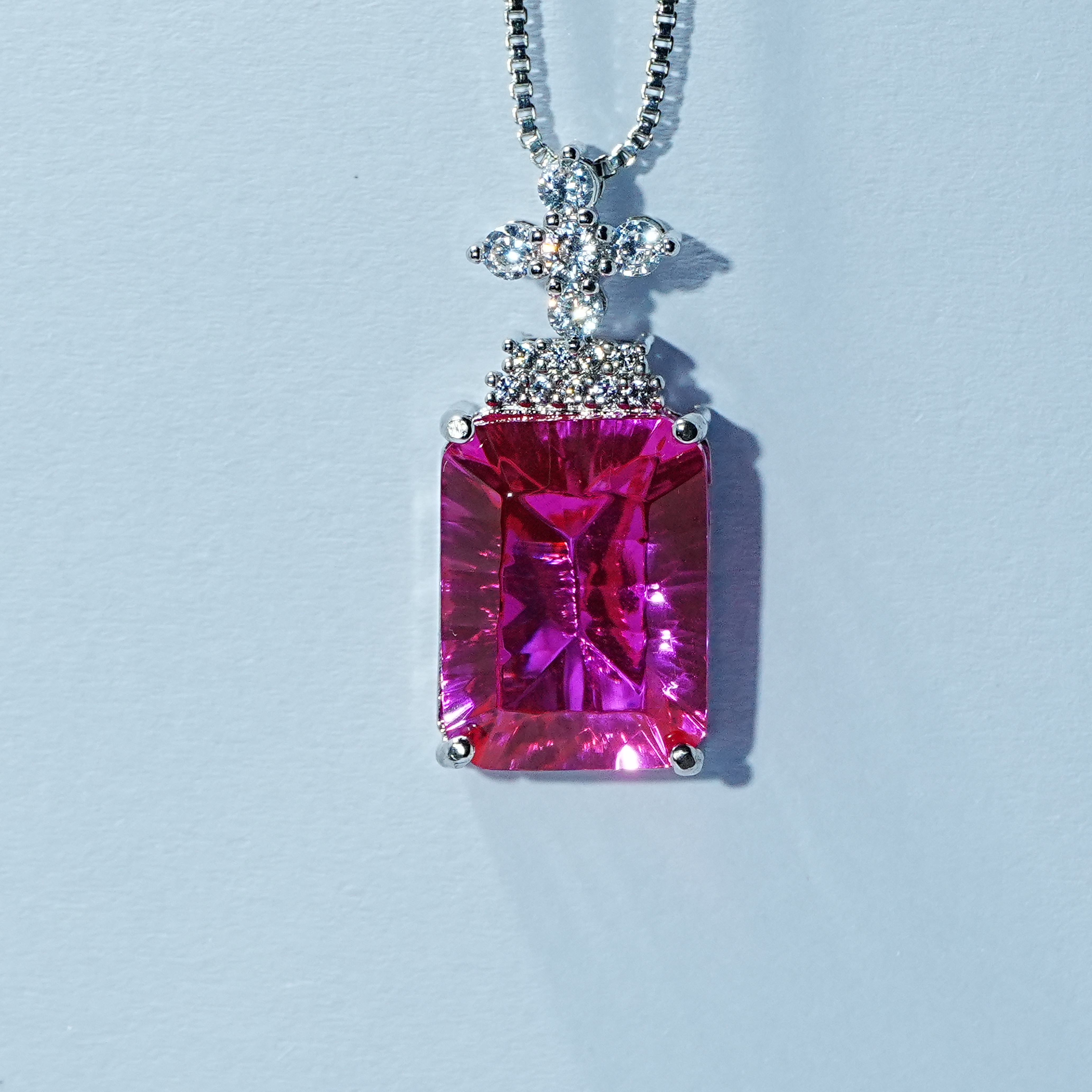 矿区高定-典藏轻奢-粉色蓝宝石-吊坠  516