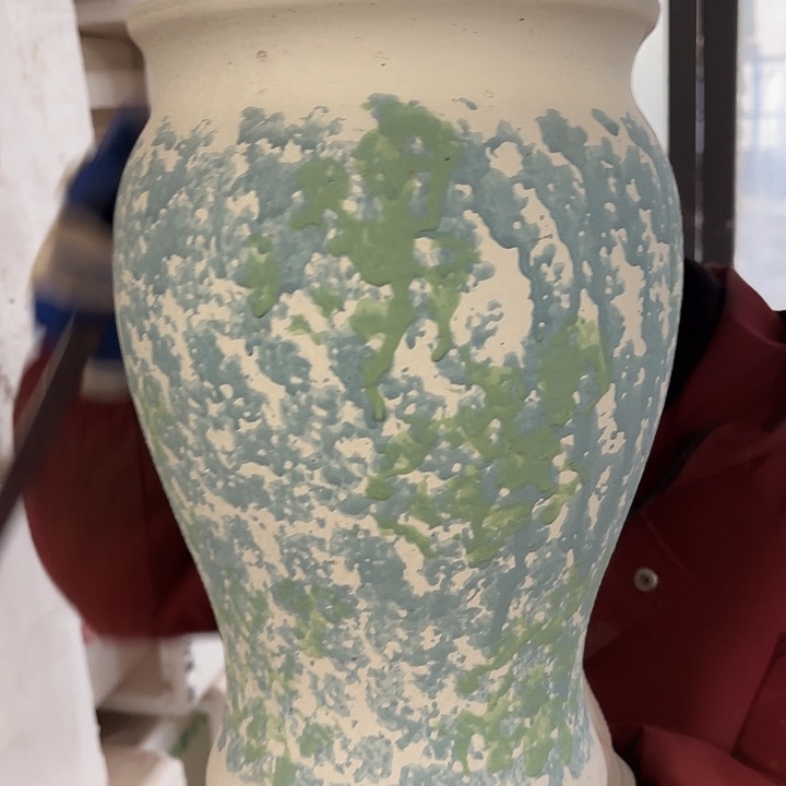 瑕疵高30口20花盆