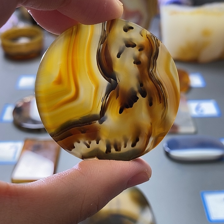 玛瑙/玉髓未镶嵌珠宝半成品102