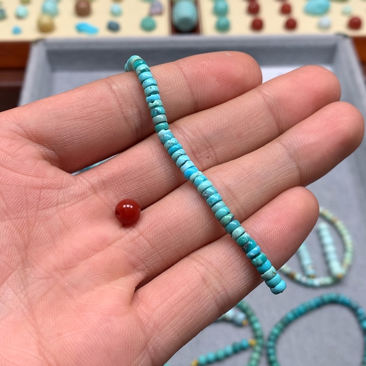 南红玛瑙配饰未镶嵌