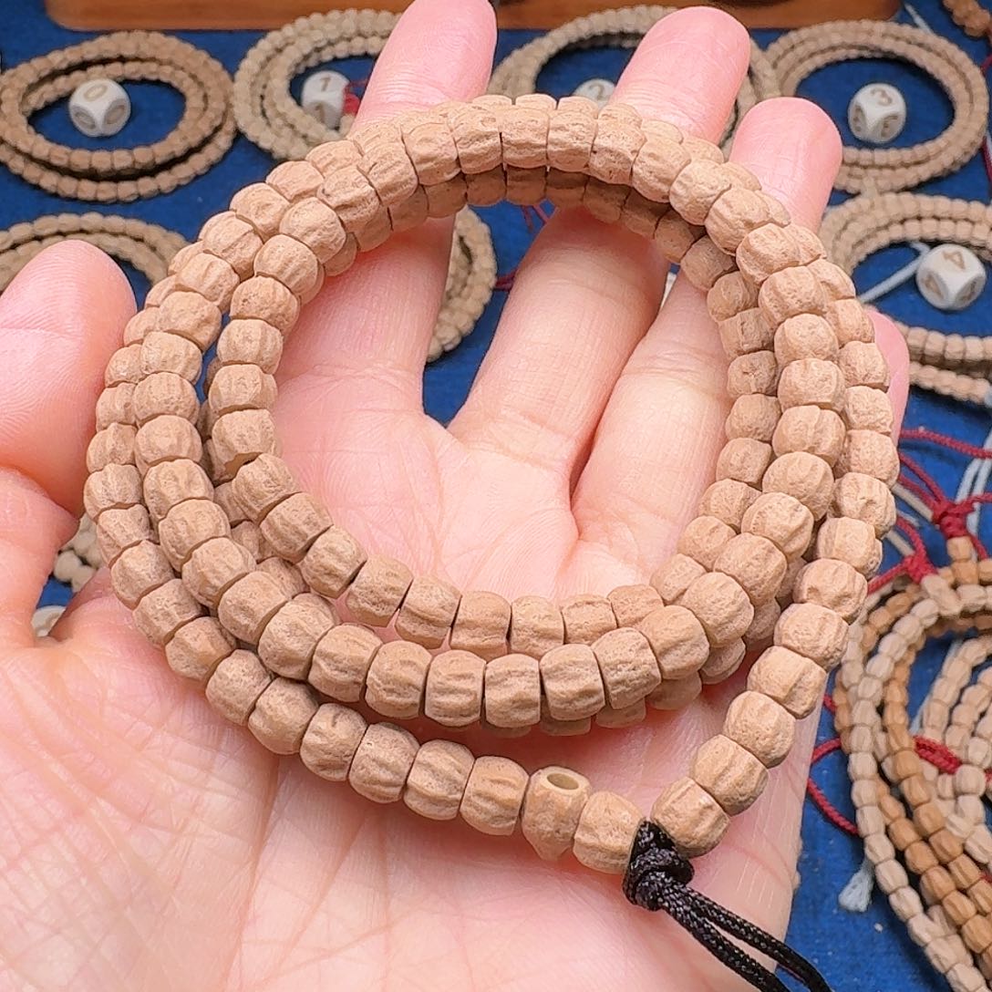 柏香籽/百香籽吊坠