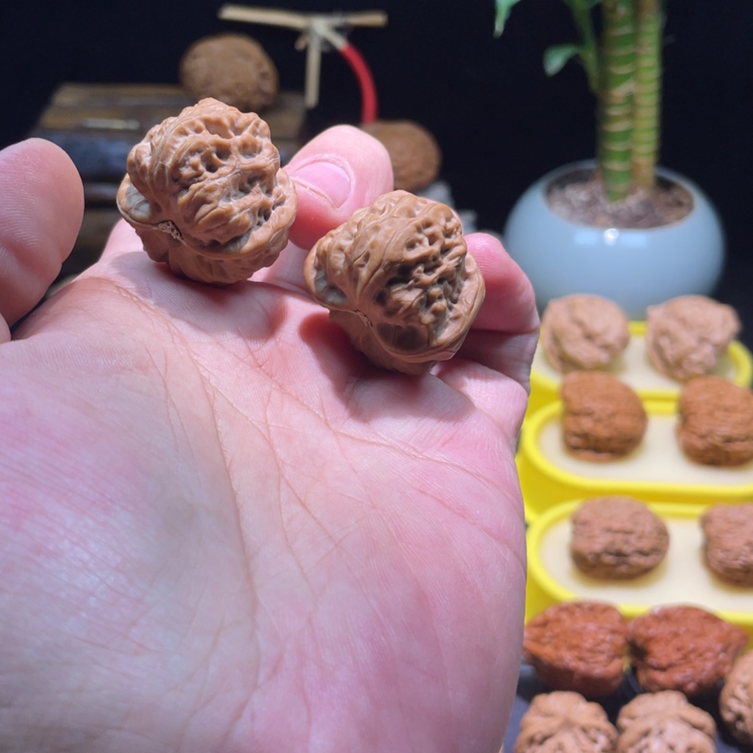 把件文玩核桃32➕全品门头沟元宝带蝉型手捻