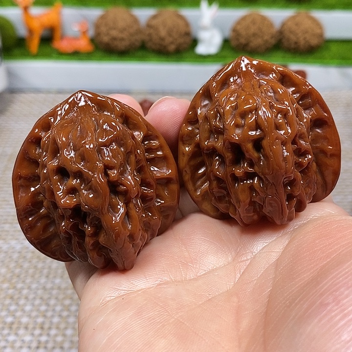 文玩核桃把件吸金兽