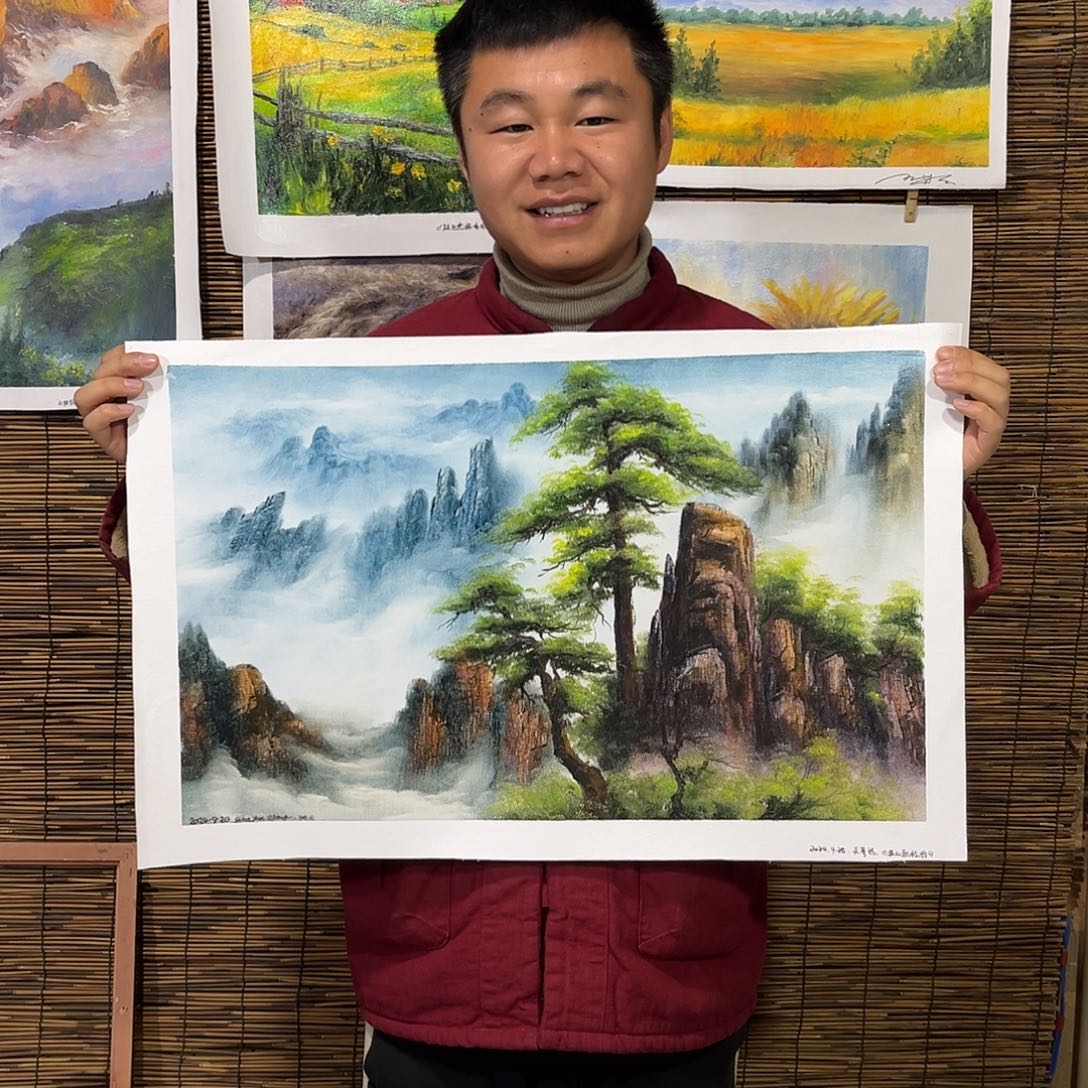 油画行路人小院绘画作品