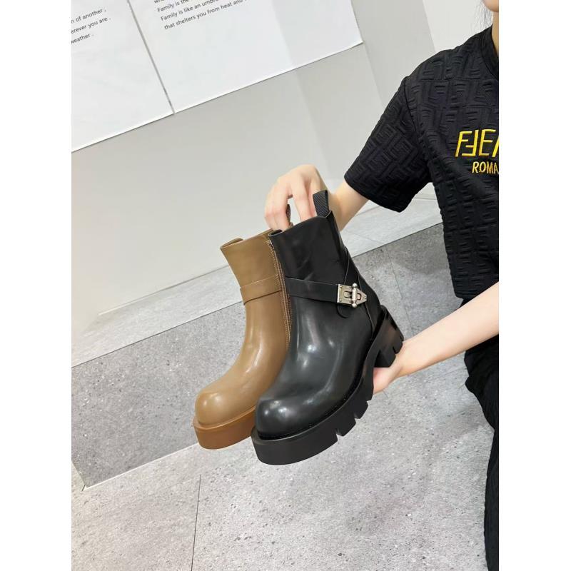 【聚新汇】6609-122新款中筒高跟时装通勤靴子真皮时尚经典