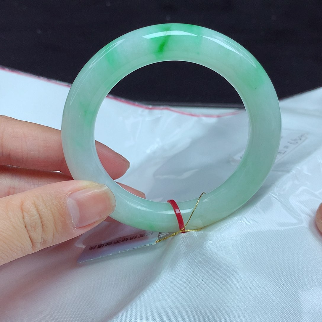 翡翠手镯未镶嵌51圈圆条226