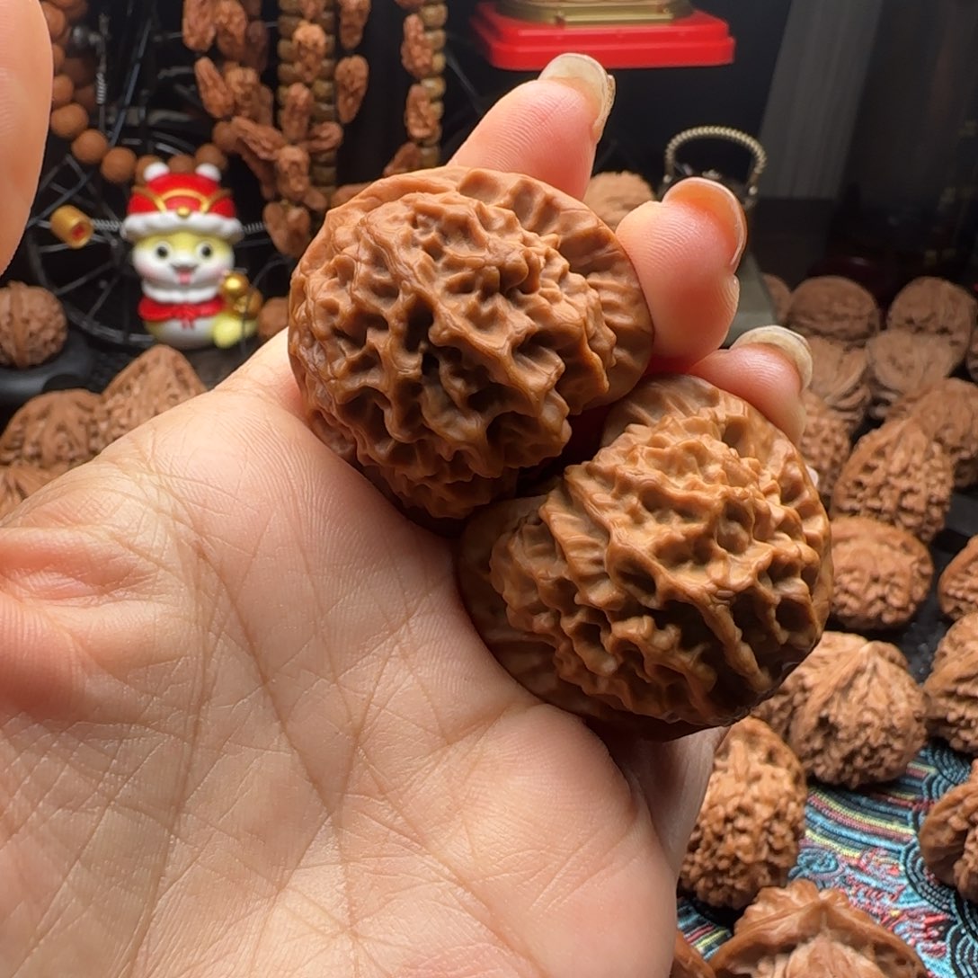 风***大把件文玩核桃全品玄月38.6 