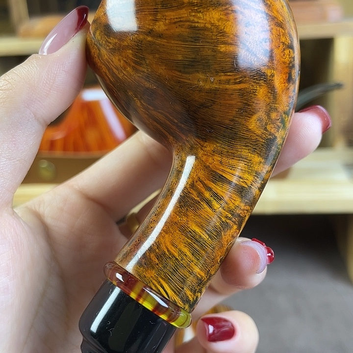 自由式苹果斗。    