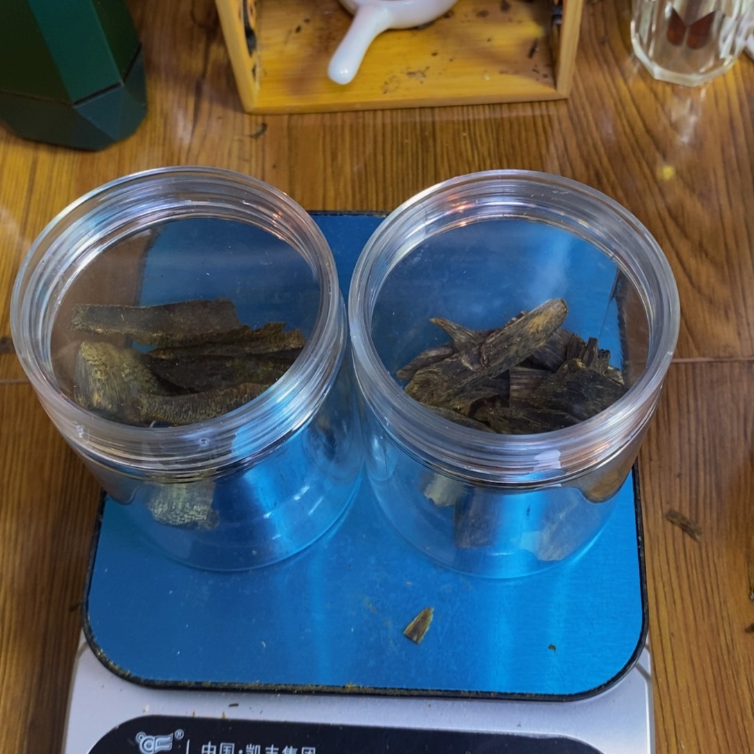 悠***长沉香沉香碎屑母树壳子20克黑棋20克