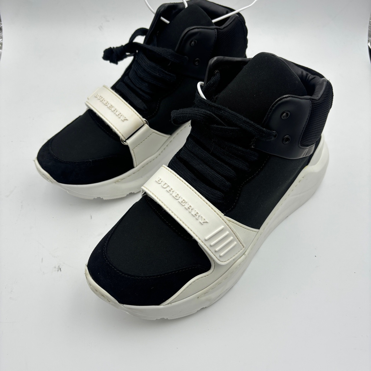 40码/burberry博柏利黑白休闲鞋/无盒/99新