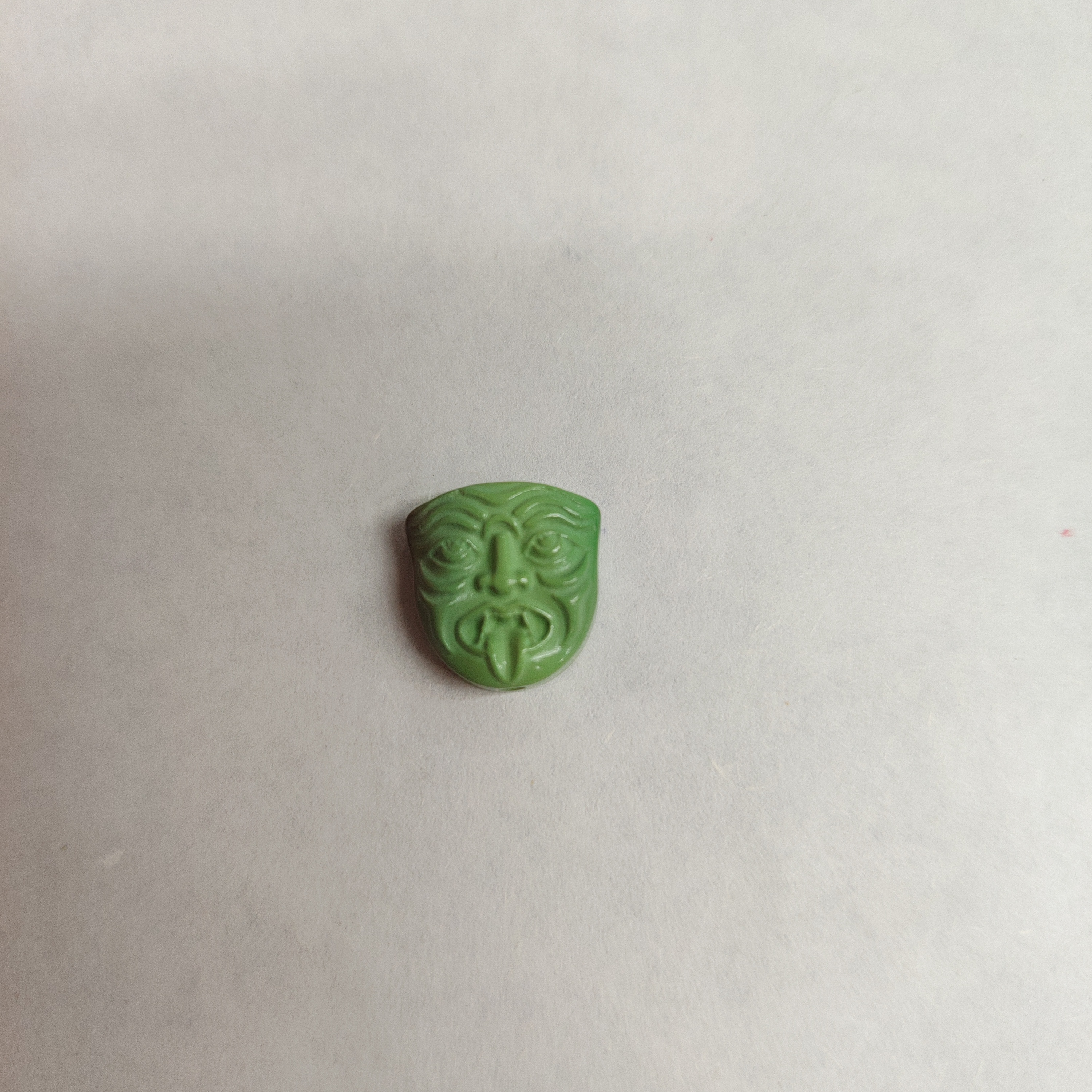 精品雕刻菜籽绿兽牌14*13（多样性发货）