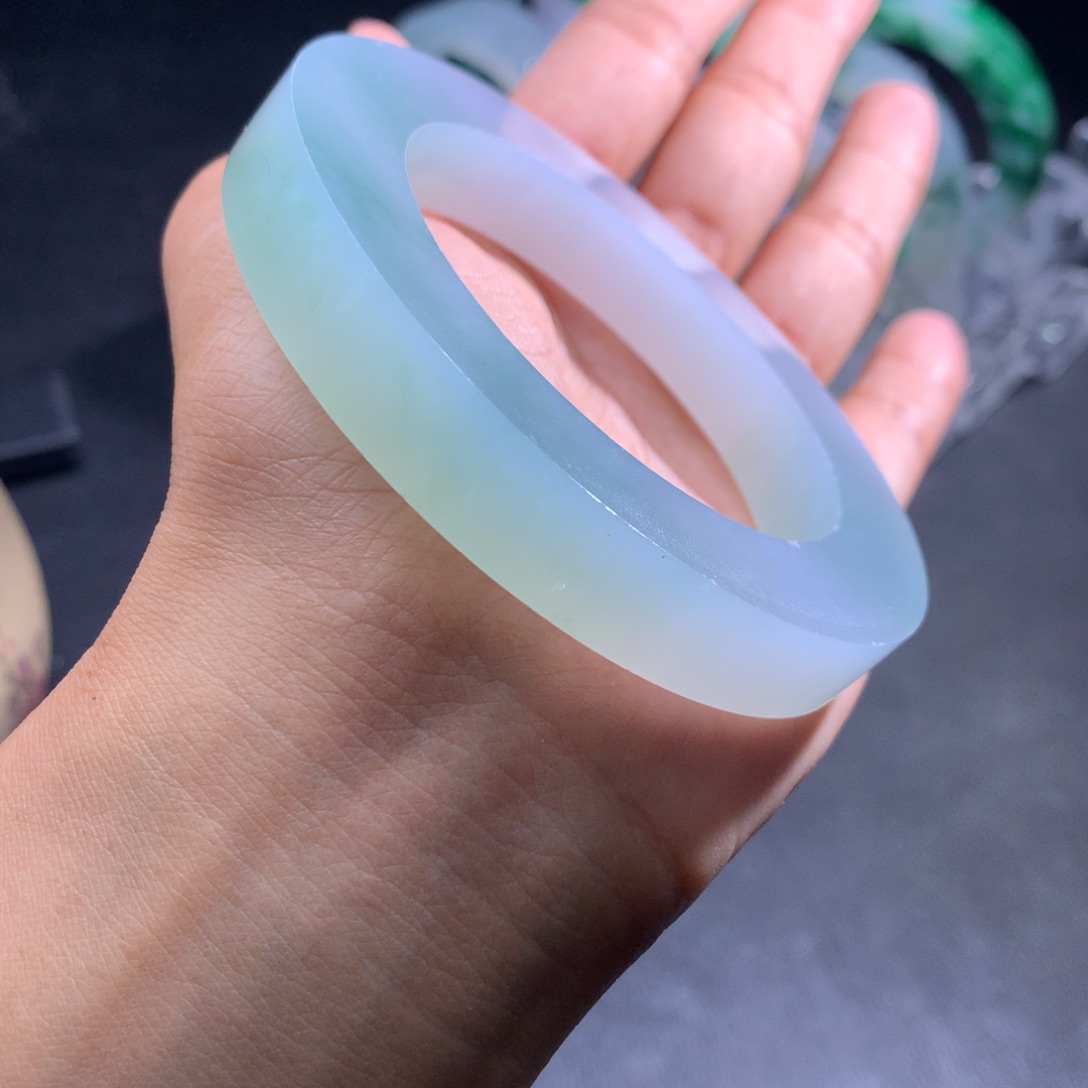 定制翡翠手镯未镶嵌